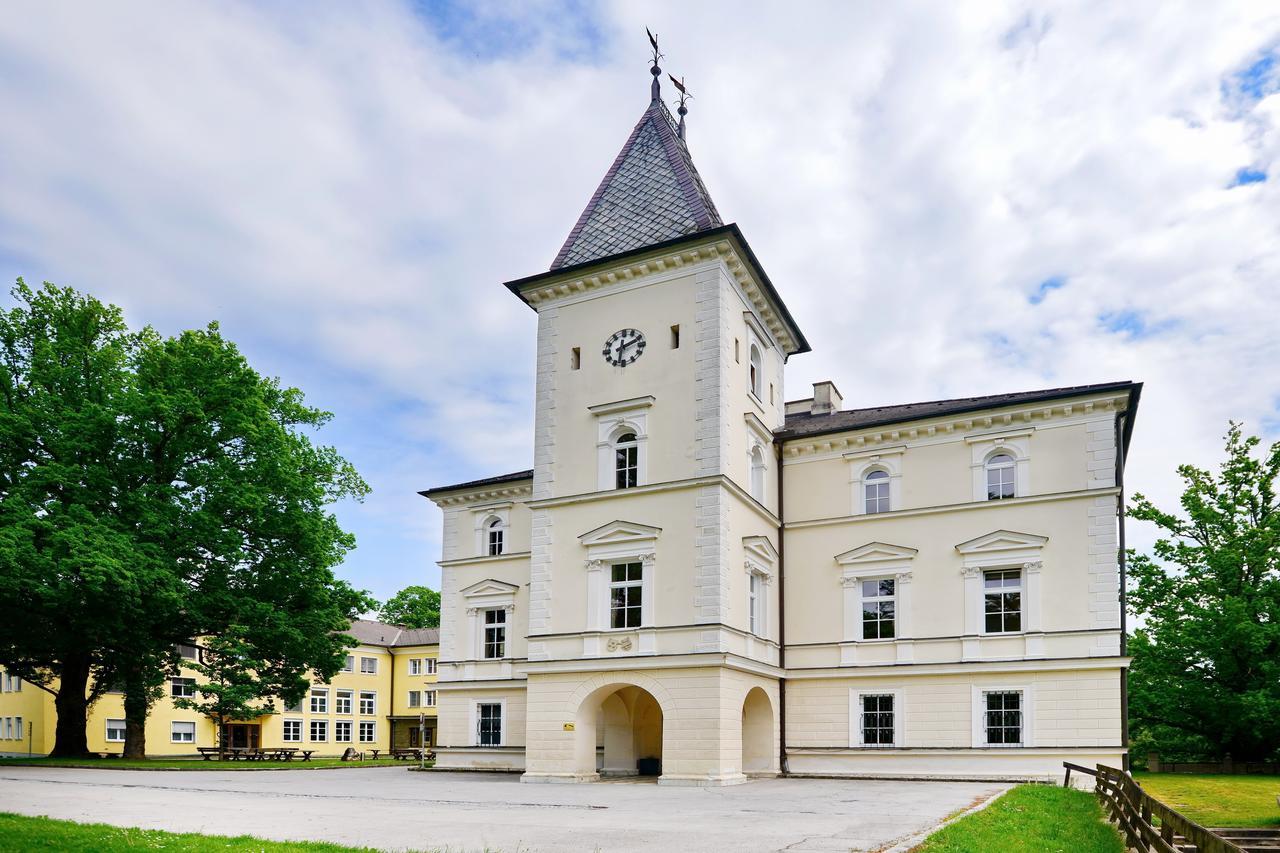 Bildungshaus Schloss Krastowitz Hotell Klagenfurt am Woerthersee Exteriör bild