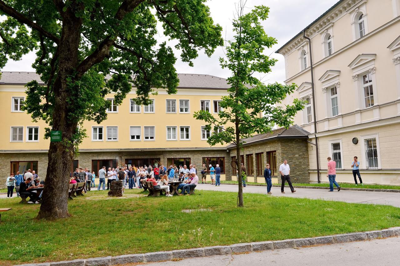 Bildungshaus Schloss Krastowitz Hotell Klagenfurt am Woerthersee Exteriör bild